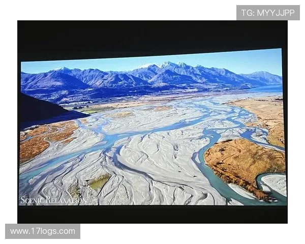 世界杯必备高清投影仪推荐让你畅享极致观赛体验